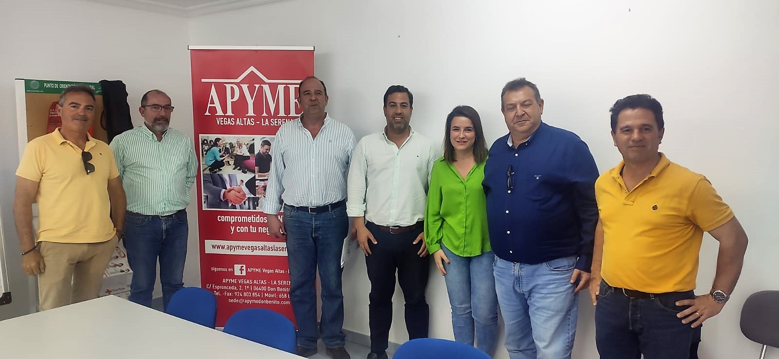 Andrés Oliva  , candidato a la alcaldía por VOX en Villanueva de la Serena ”, visitó APYME Vegas Altas La Serena