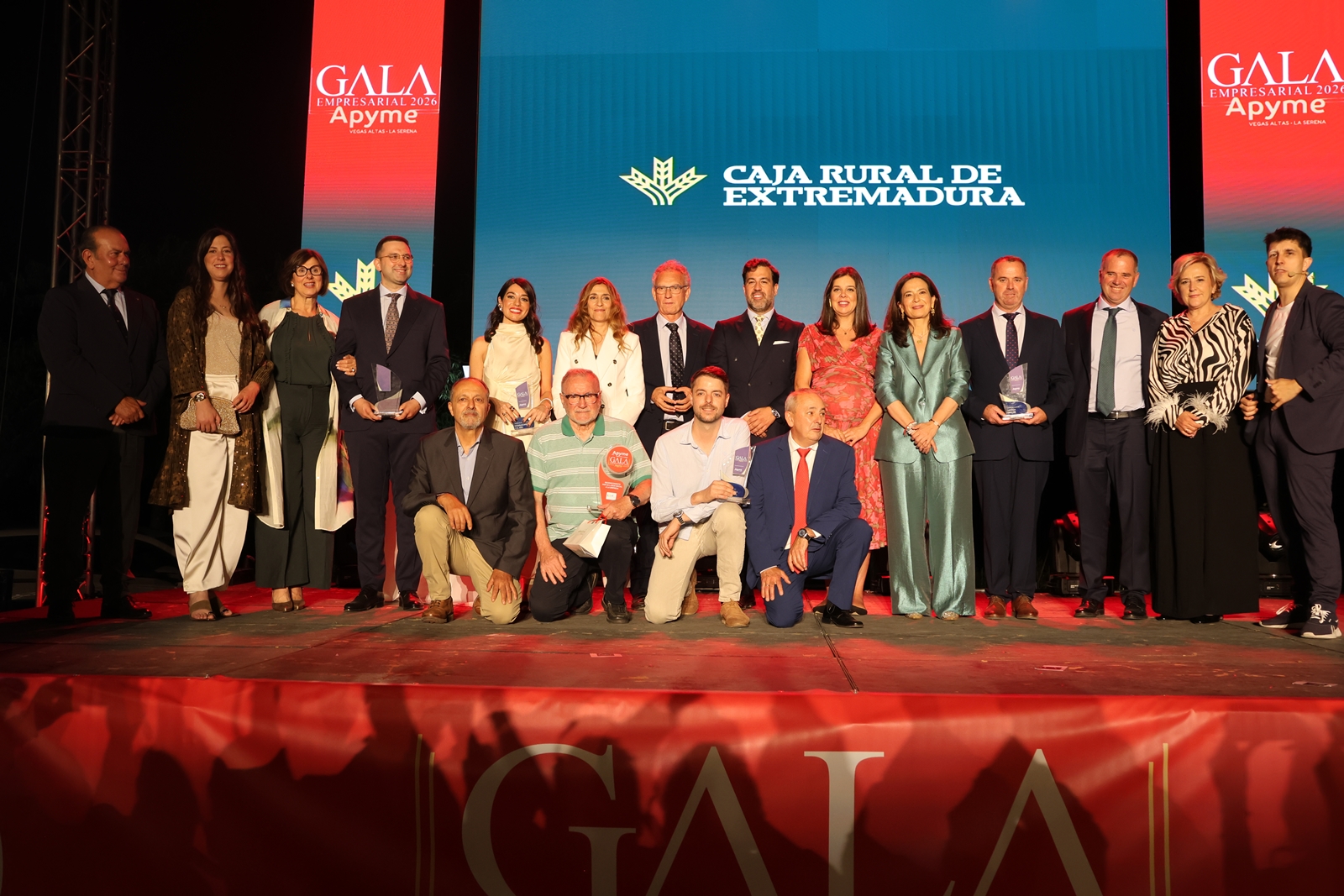 APYME Vegas Altas la Serena entregó los premios de la XXIV edición de la “Gala Empresa del Año 2026”, con el patrocinio de Caja Rural de Extremadura
