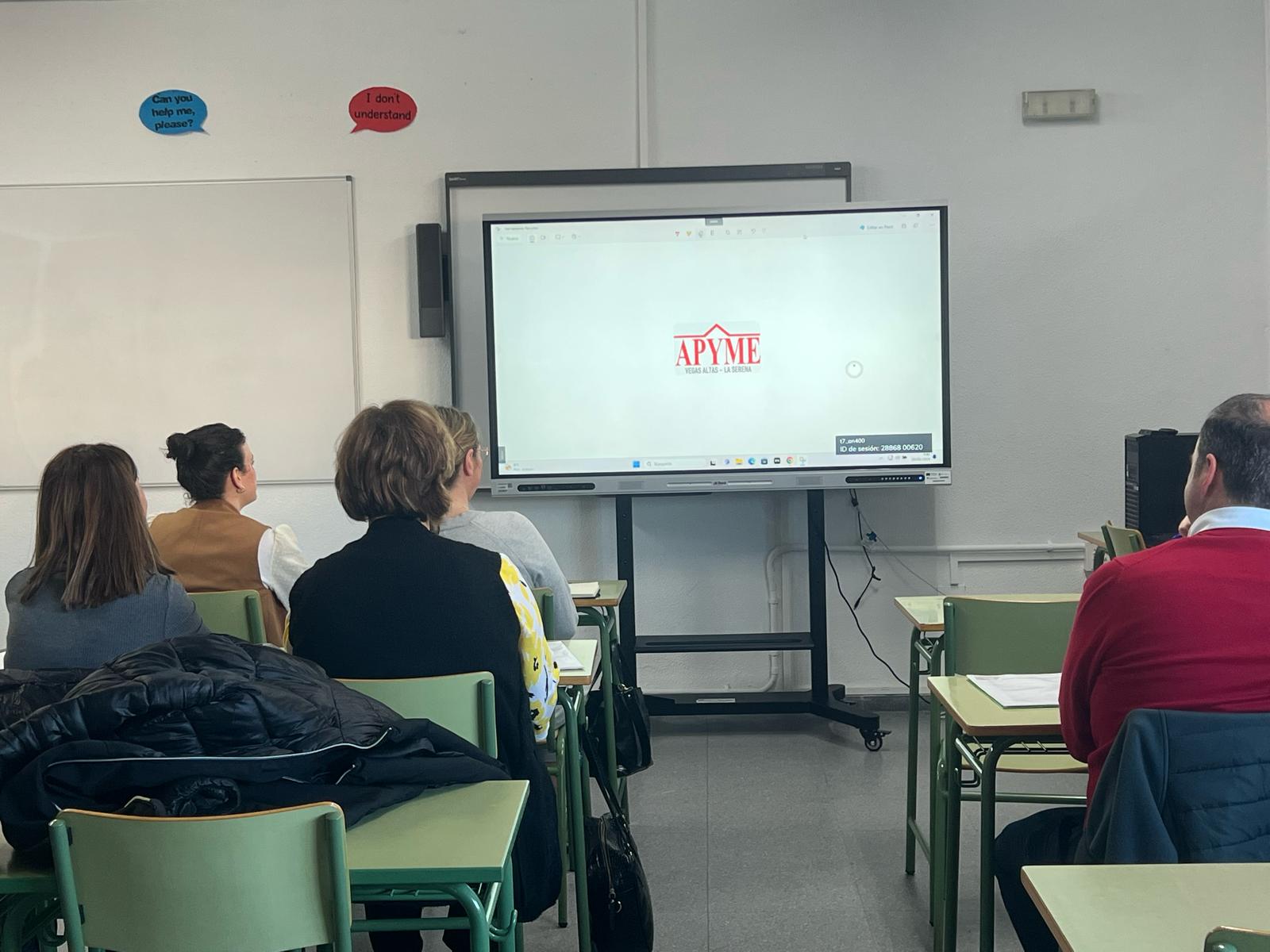 APYME y la Escuela Oficial de Idiomas renuevan su colaboración para ofrecer cursos de inglés a sus asociados