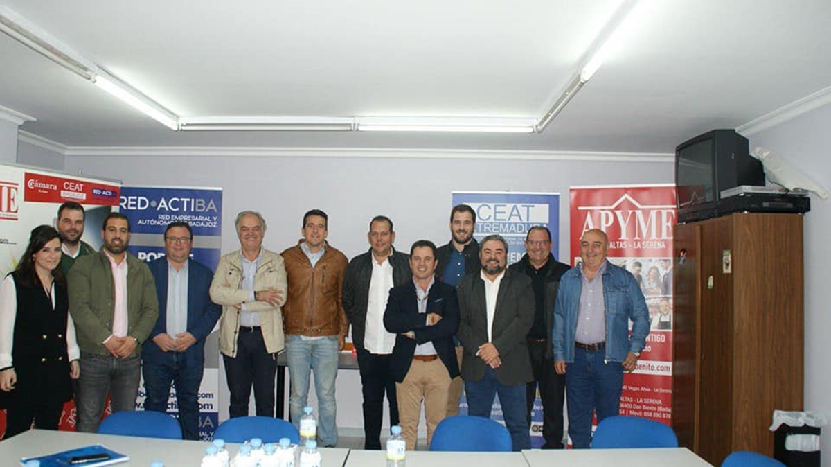 Diputados del PP de Extremadura visitan APYME Vegas Altas La Serena, CEAT Extremadura y Re-dActiba para escuchar las necesidades del sector